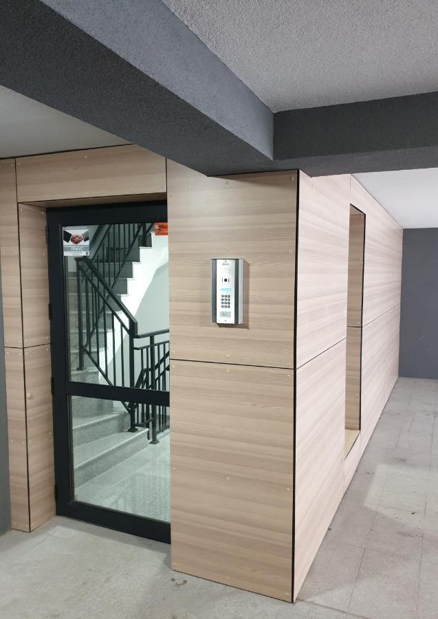 New The Twins Varna Two-Bedroom, Apt 5 At 15 Tsani Ginchev Street, Floor 3 エクステリア 写真