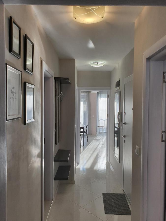 New The Twins Varna Two-Bedroom, Apt 5 At 15 Tsani Ginchev Street, Floor 3 エクステリア 写真